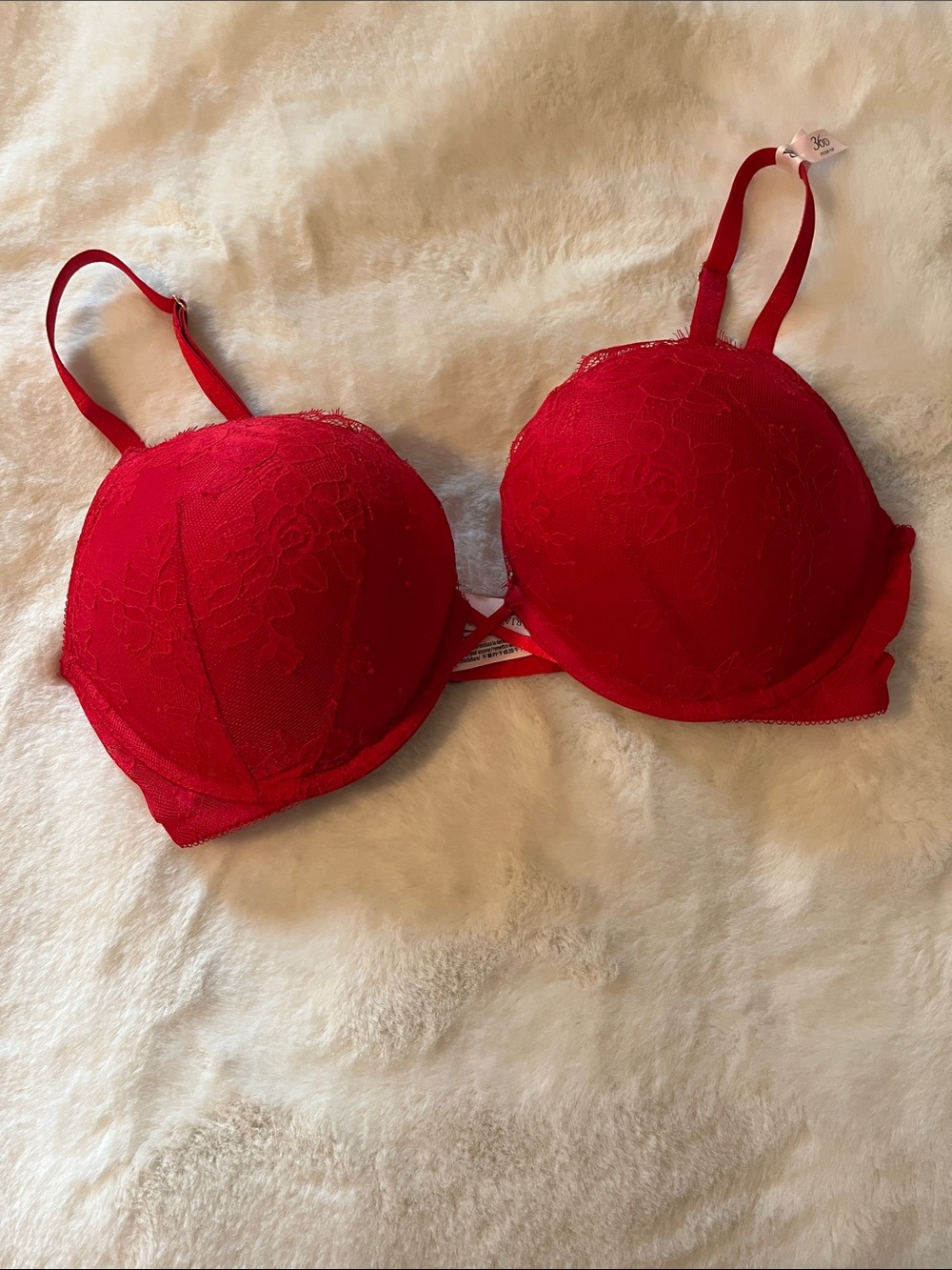 New! Victoria's Secret Very Sexy Plunge Red Bra Lace Size 36D NWT
